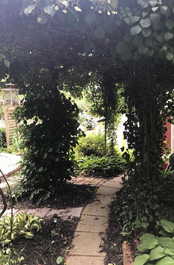 Artful Lodger Newport Exterior photo
